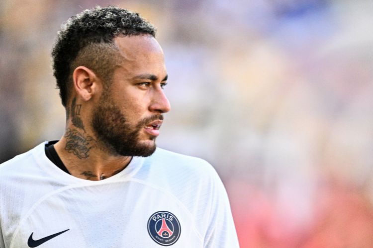 Craque brasileiro defende o time de Paris desde a temporada 2017/18