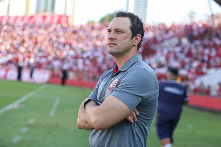 Pivetti treinou o Náutico durante apenas duas semanas