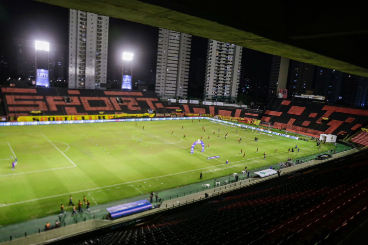 Em clima de decisão, Spórt encara o Atlético-GO na Ilha do Retiro