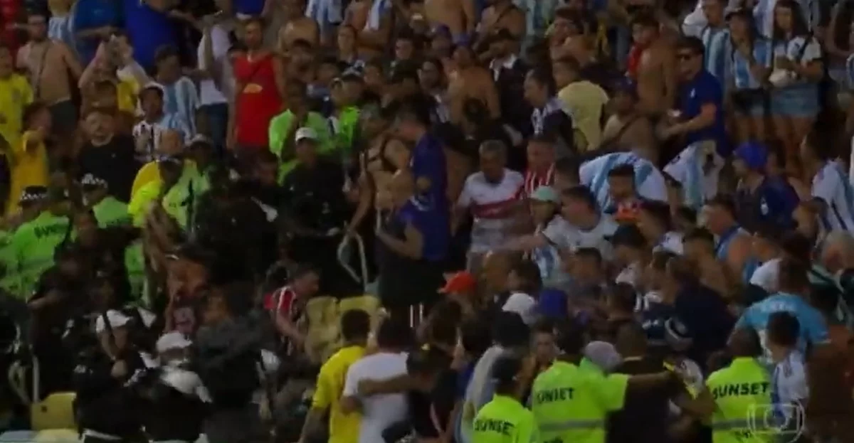 Torcedores promoveram selvageria no Maracanã