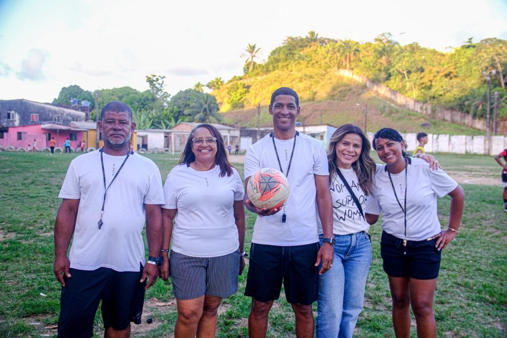 Ex-jogador e sua equipe comandam o Instituto Ademar
