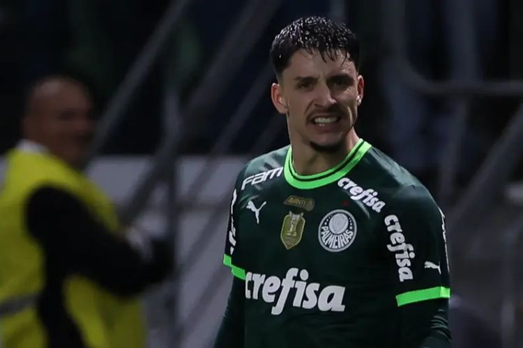 Piquerez, lateral-esquerdo do Palmeiras