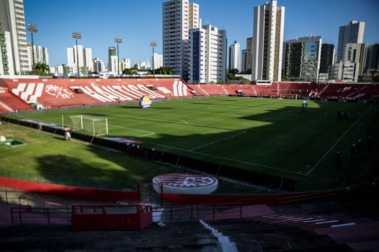 Alvirrubros terão o reecontro com os Aflitos após quase cinco meses