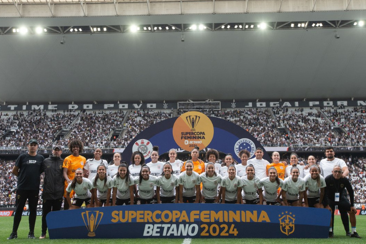 Corithians segue invicto na Supercopa feminina