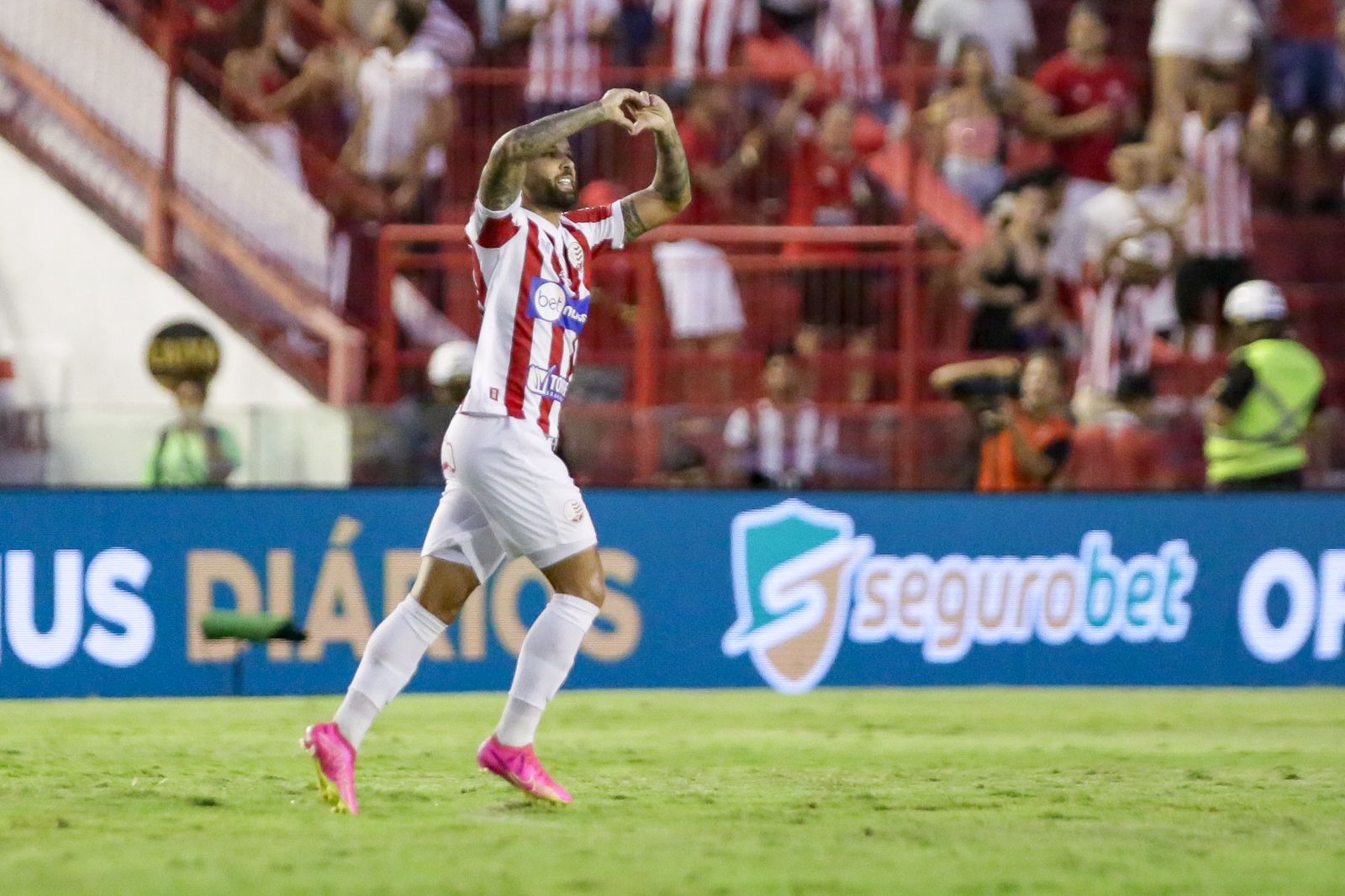Náutico não vencia o Sport há nove jogos e quebrou o tabu no Clássico dos Clássicos