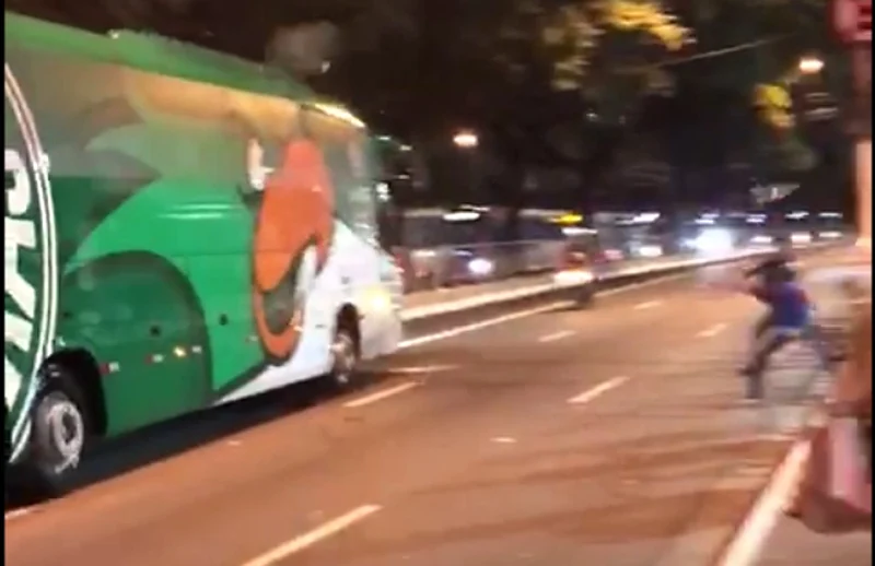 Ataque a ônibus do Palmeiras, em 2019