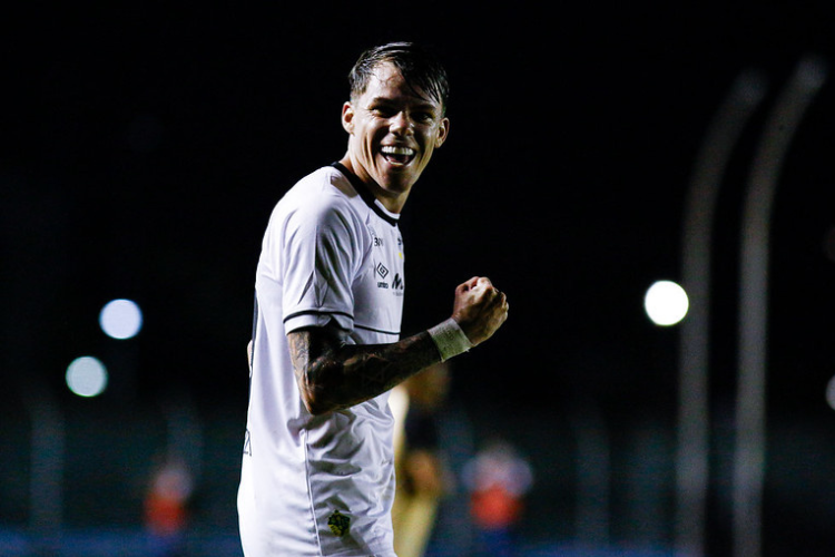 Chrystian Barletta teve uma grande estreia contra o Trem pela Copa do Brasil