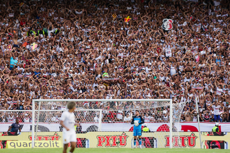 Mais de 35 mil torcedores foram ao Arruda contra o Sport