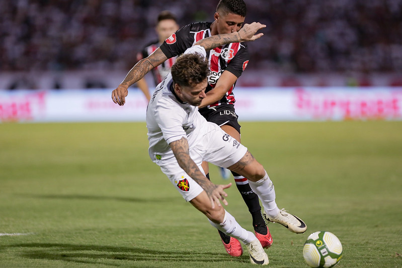 Jogo de ida acabou empatado em 1x1, no Arruda