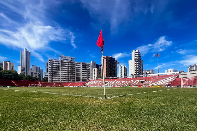 Em menos de 72h, onze treinadores receberam o convite/Rafael Vieira/DP FOTO