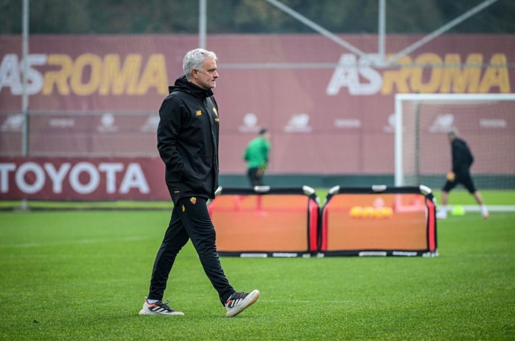 José Mourinho está sem clube, desde que deixou a Roma