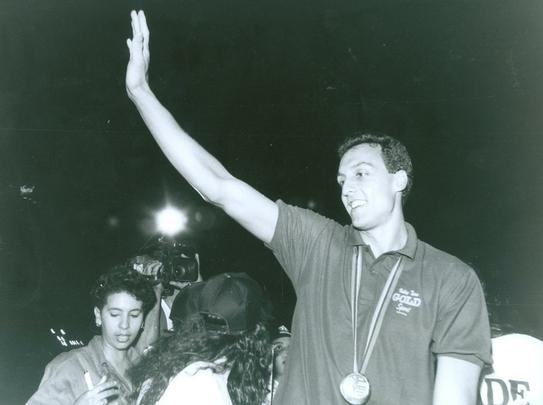 Pampa desfilou em carro aberto no Recife após a conquista do Ouro pelo Brasil em 1992