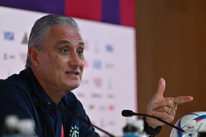 Tite endossa campanha de doa&ccedil;&atilde;o para ajudar v&iacute;timas de inunda&ccedil;&otilde;es no Rio Grande do Sul/AFP