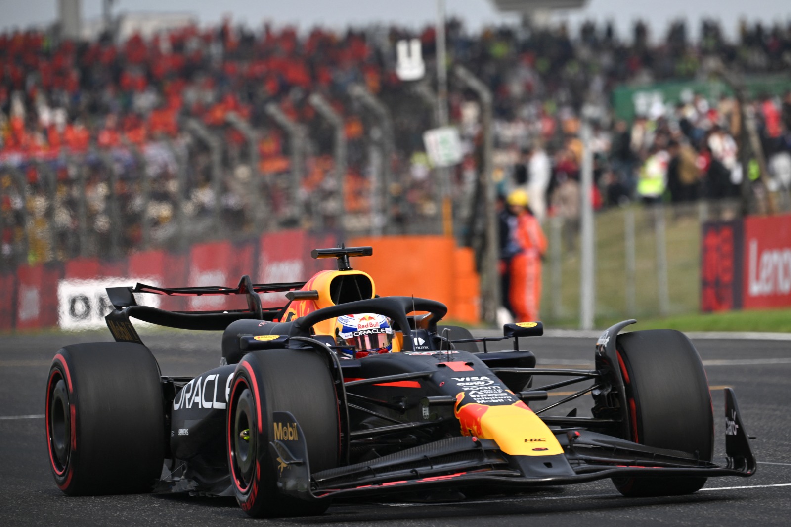 Verstappen não teve dificuldades para vencer a corrida sprint, a nona de sua carreira