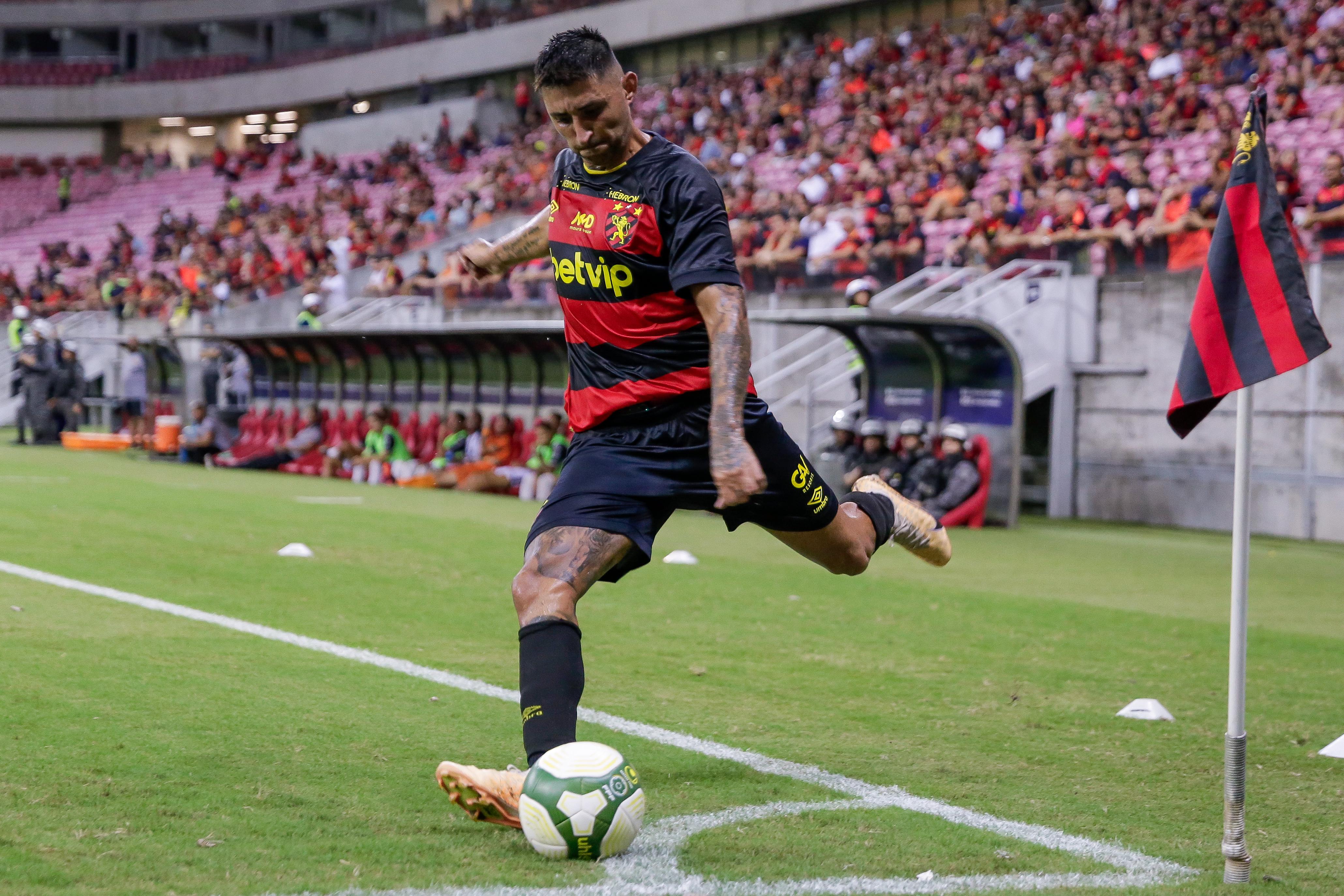 Alan Ruiz tem três gols e sete assistências pelo Sport neste ano