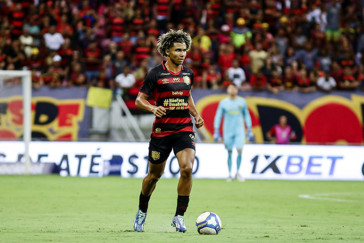 Pedro Lima é tido como a principal jóia do Sport