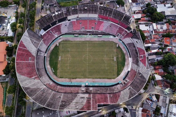 Apesar da dificuldade, o Santa Cruz vem se articulando melhorias no estádio