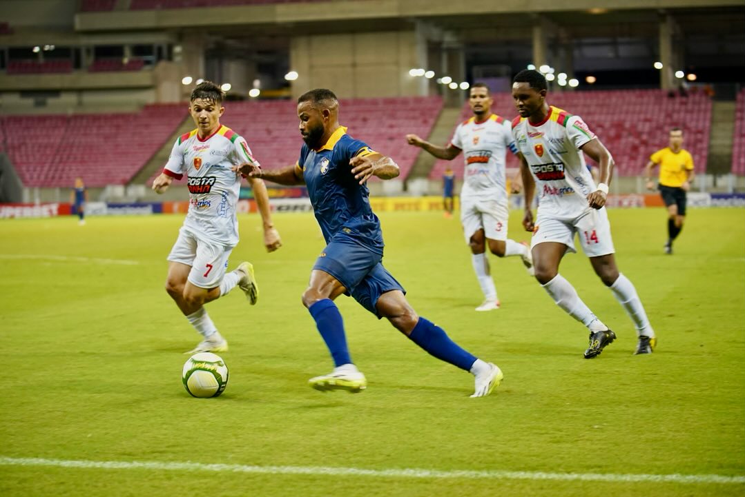 Equipes vivem momentos distintos na Série D
