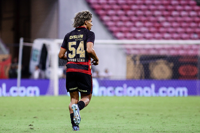 Pedro Lima teve seu contrato renovado com o Sport até 2027