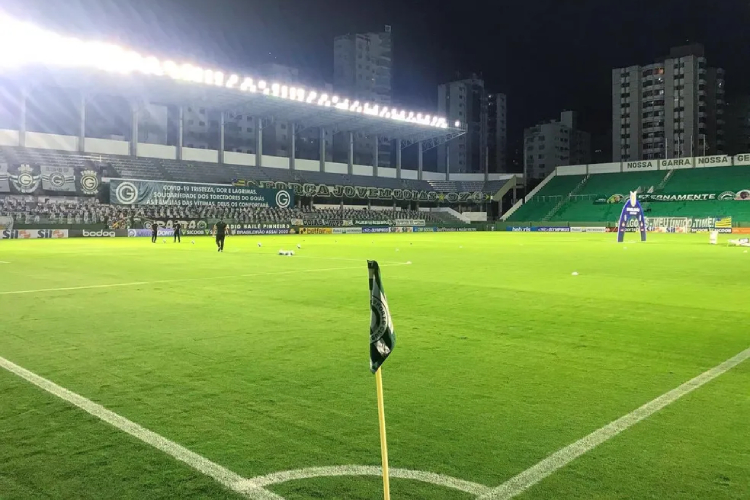 Estádio da Serrinha será o palco do jogo entre Goiás e Sport
