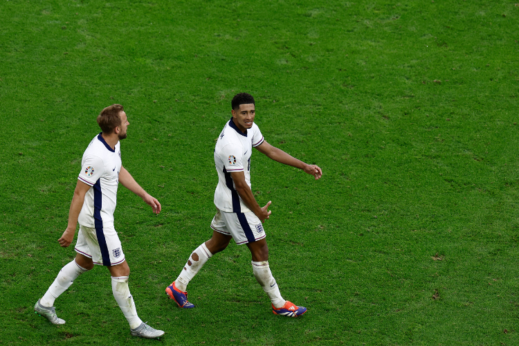 Apesar da suspensão, Bellingham estará à disposição de Southgate para o jogo contra a Suíça