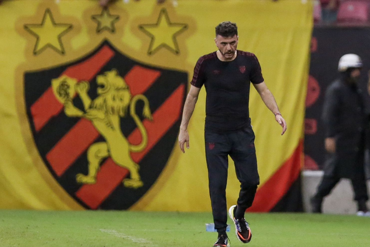 Mariano Soso agradece a torcida do Sport