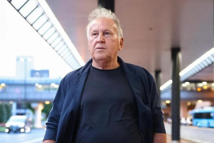Ídolo do Flamengo e da Seleção Brasileira, Zico é embaixador do Time Brasil em Paris e está na capital francesa acompanhando a delegação