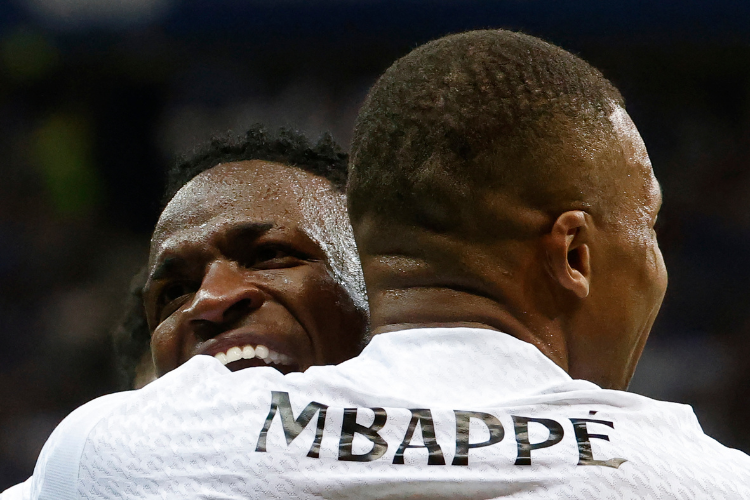 Mbappé classificou sua estreia no novo clube como mágica
