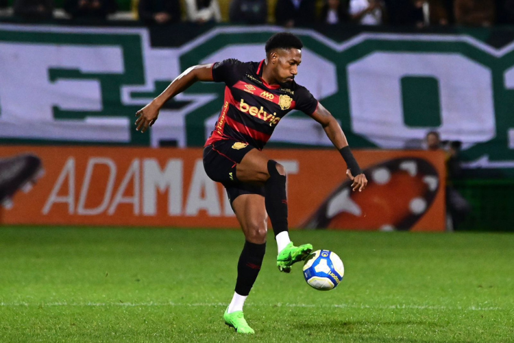 Sport anuncia saída do atacante Pablo Dyego