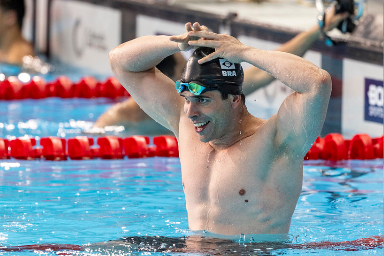 Phelipe Rodrigues se classifica para final na natação