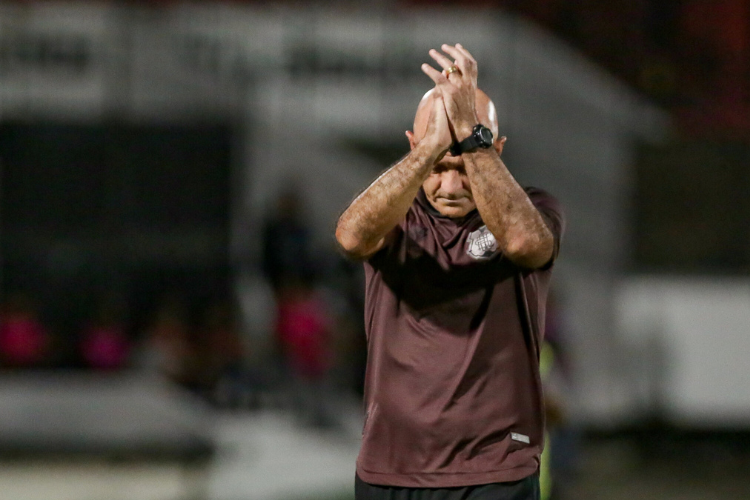 Presidente do Santa Cruz marca reunião com Itamar Schülle