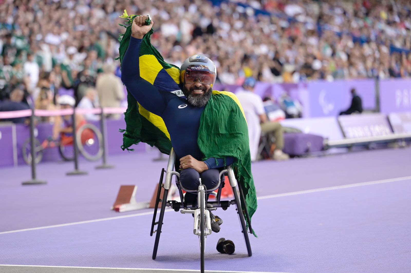 Parré conquista primeira medalha paralímpica em Paris