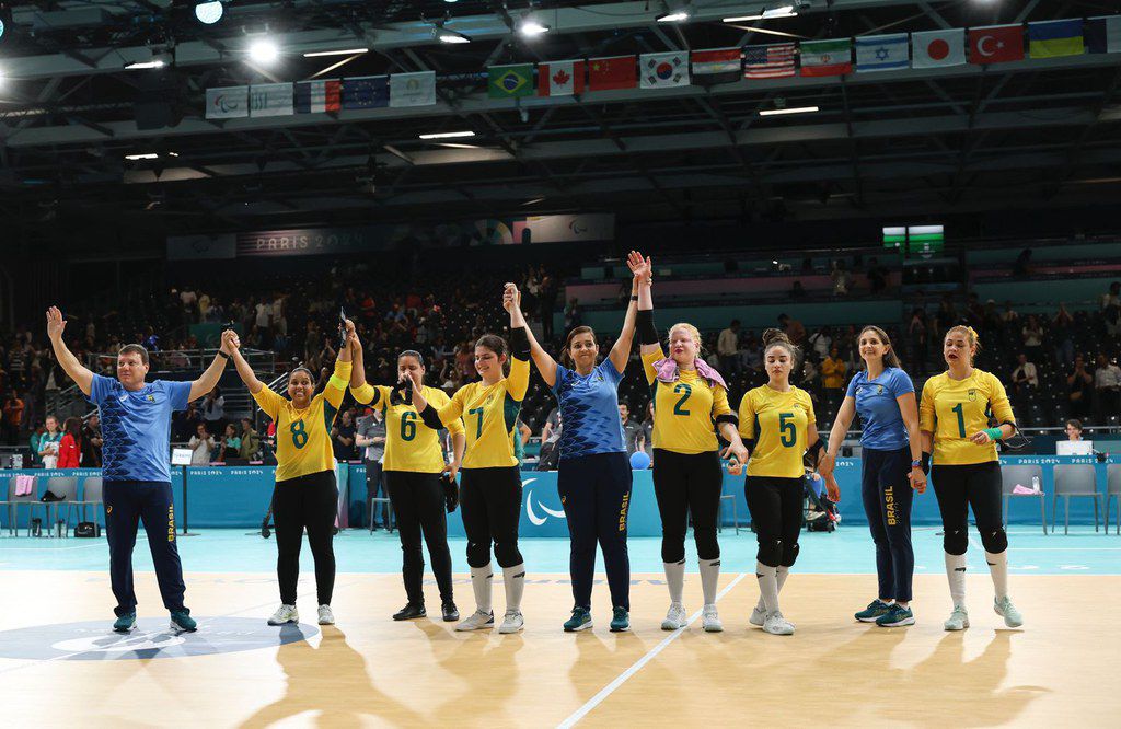 Brasileiras disputarão o bronze contra a China nesta quinta-feira (5)
