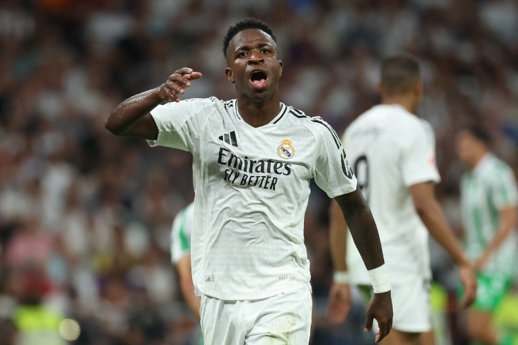 Figura de destaque na luta contra o racismo no futebol, Vini Jr. foi alvo de insultos racistas em uma partida em Valencia