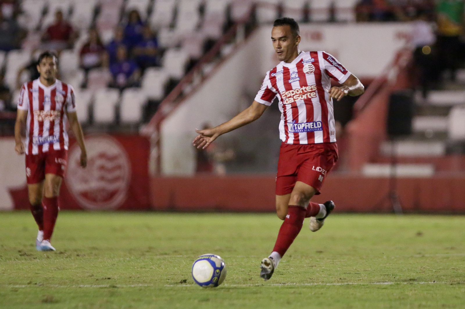 Renato Alves renova com o Náutico para 2025