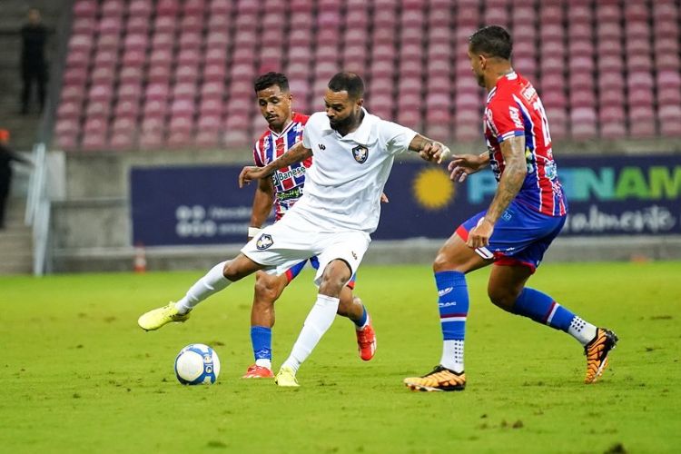 Retrô busca reverter desvantagem, após derrota na Arena de Pernambuco