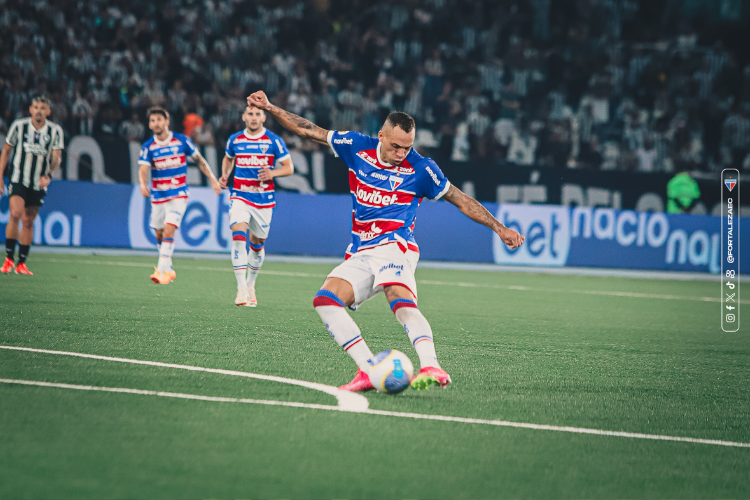 Fortaleza enfrenta Corinthians em casa, após empate com Athletico