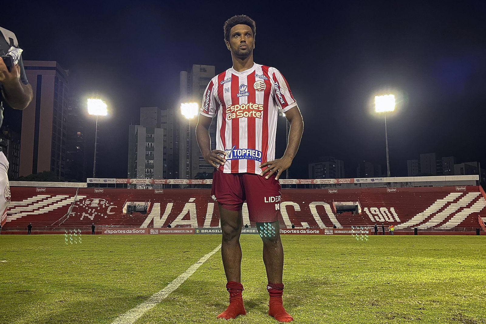 Bruno Mezenga é um dos remanescentes do Náutico para 2025