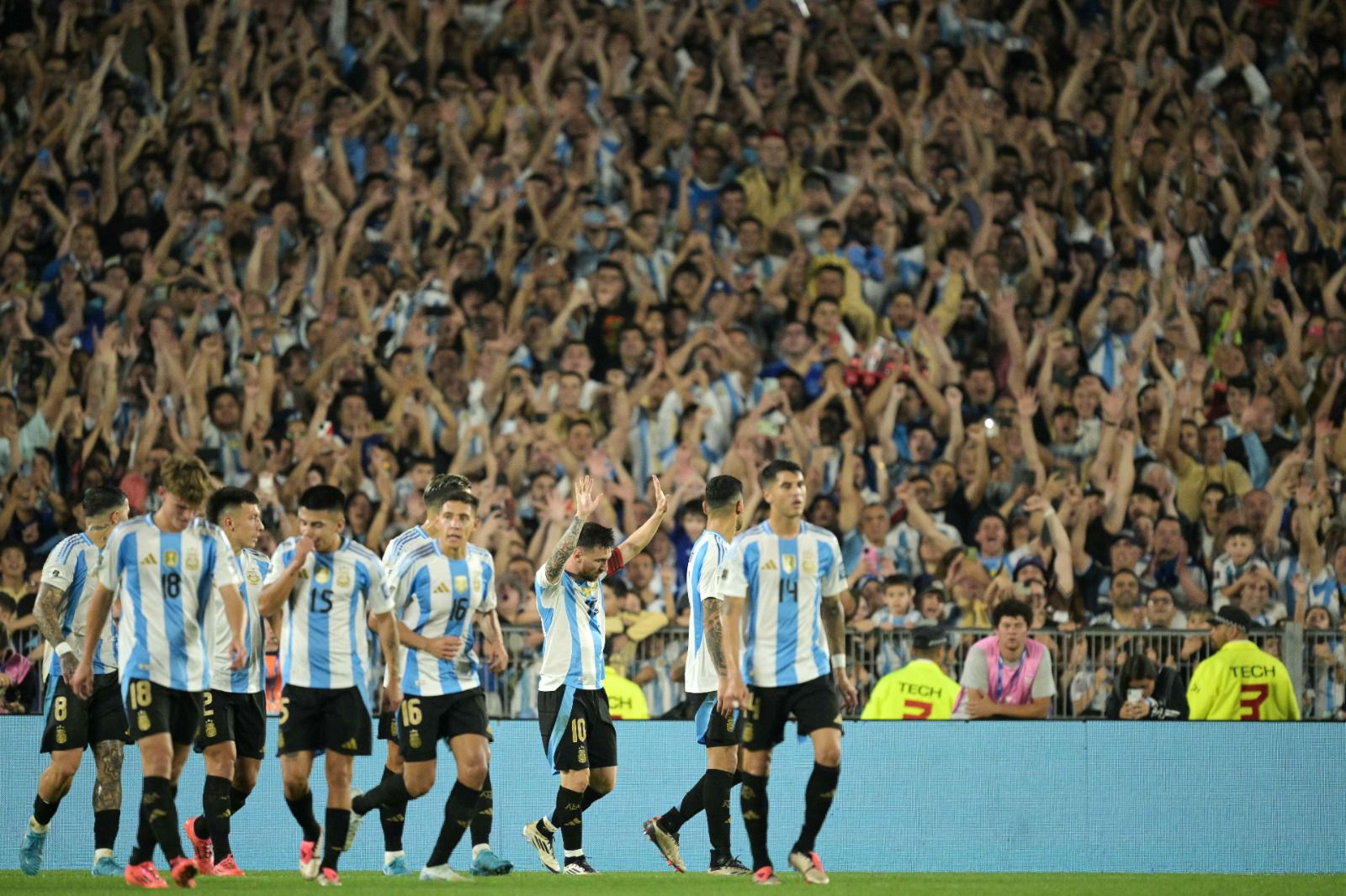 Seleção argentina vem de vitória por 6 a 0 contra a Bolívia pelas Eliminatórias