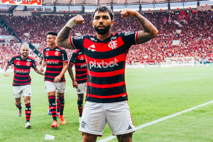 Gabriel Barbosa está na 7ª colocação, empatado com Lewandowski