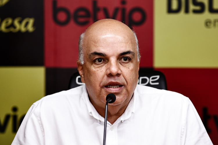 Candidato ataca oposição por tentativa de intervenção judicial no Sport