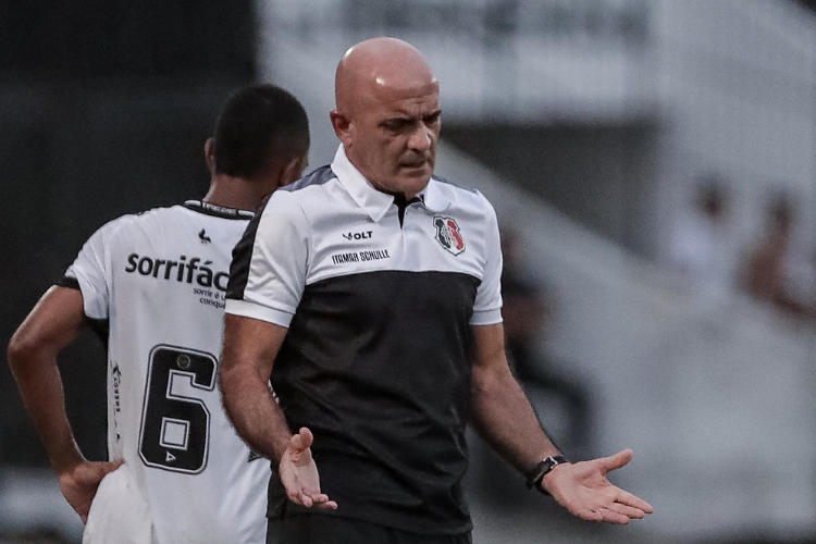 Eliminação dolorida: técnico do Santa Cruz analisa erros e projeta recuperação