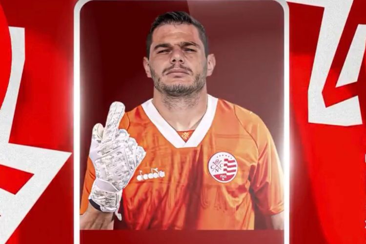 Goleiro Douglas Borges é anunciado pelo Náutico após longo tempo de acerto
