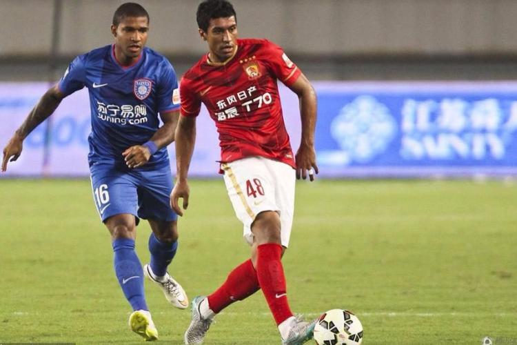 Paulinho tem 104 participações em gols pelo clube