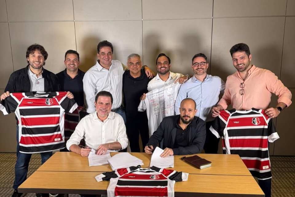 Grupo de empresários oficializam proposta pela SAF do Santa Cruz