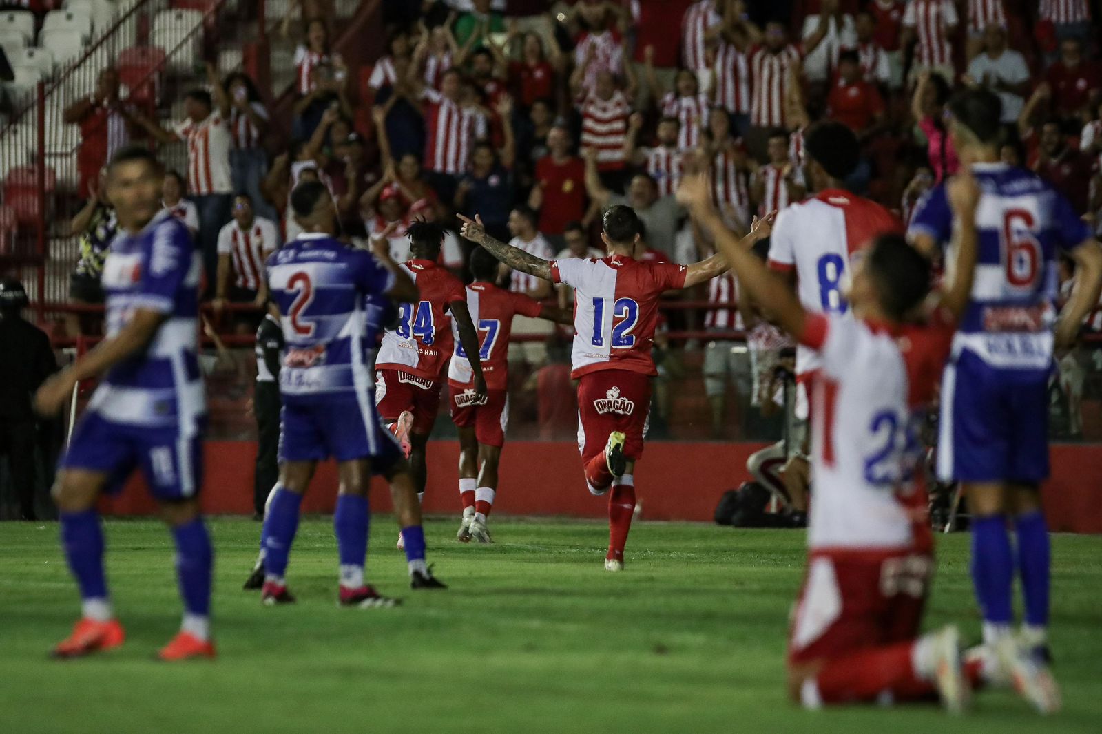 Náutico vence a primeira no Pernambucano
