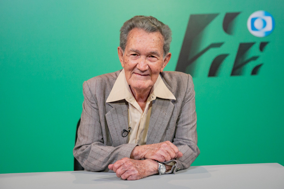 Morre L&eacute;o Batista, a voz marcante da televis&atilde;o brasileira, aos 92 anos/Divulga&ccedil;&atilde;o/Globo
