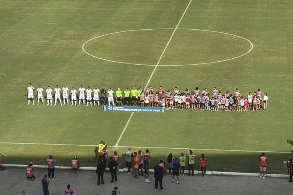 Empresário Vinicius Diniz publicou foto no estádio do Arruda