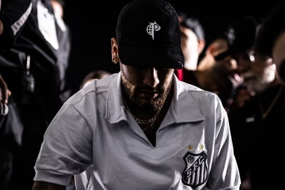 Neymar n&atilde;o ser&aacute; inscrito na Liga &Aacute;rabe pelo Al-Hilal/Raul Baretta/ Santos FC