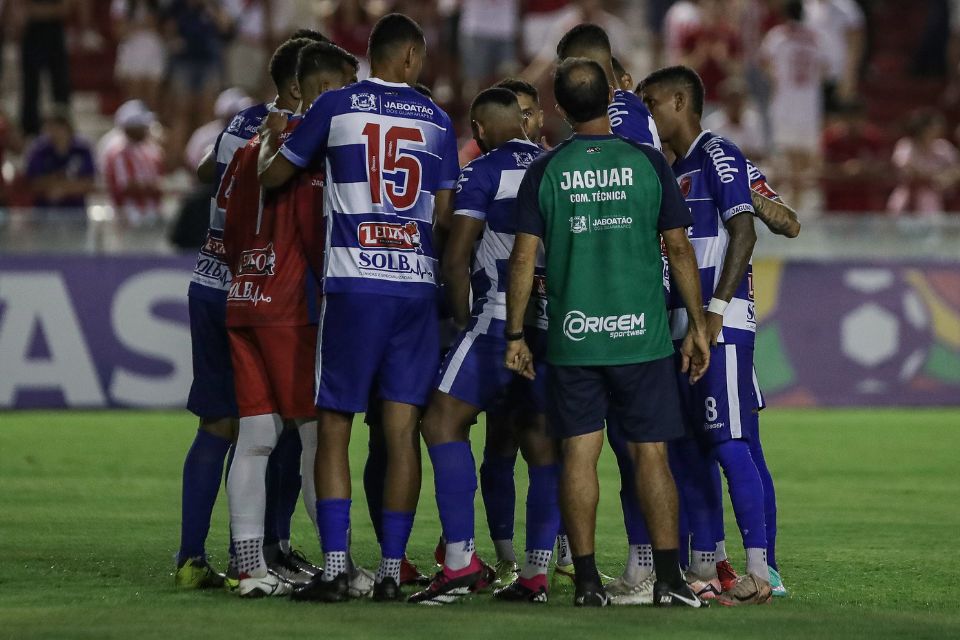 Jaguar e Decisão se enfrentam nesta quarta-feira (22)